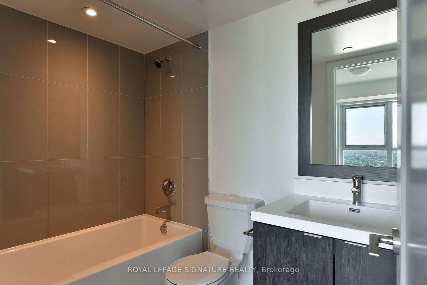 7 Mabelle Ave, unit 2308 for sale - image #15