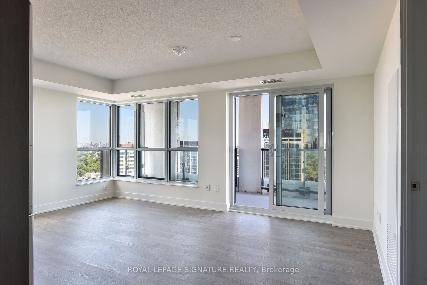 7 Mabelle Ave, unit 2308 for sale - image #7