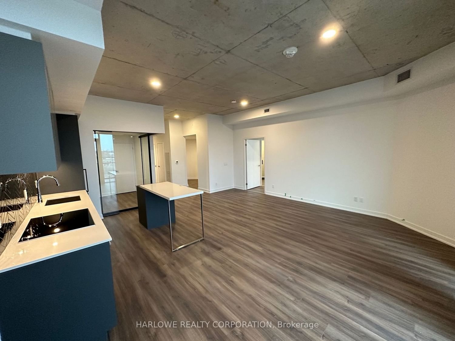 57 Brock Ave, unit 509 for rent - image #5
