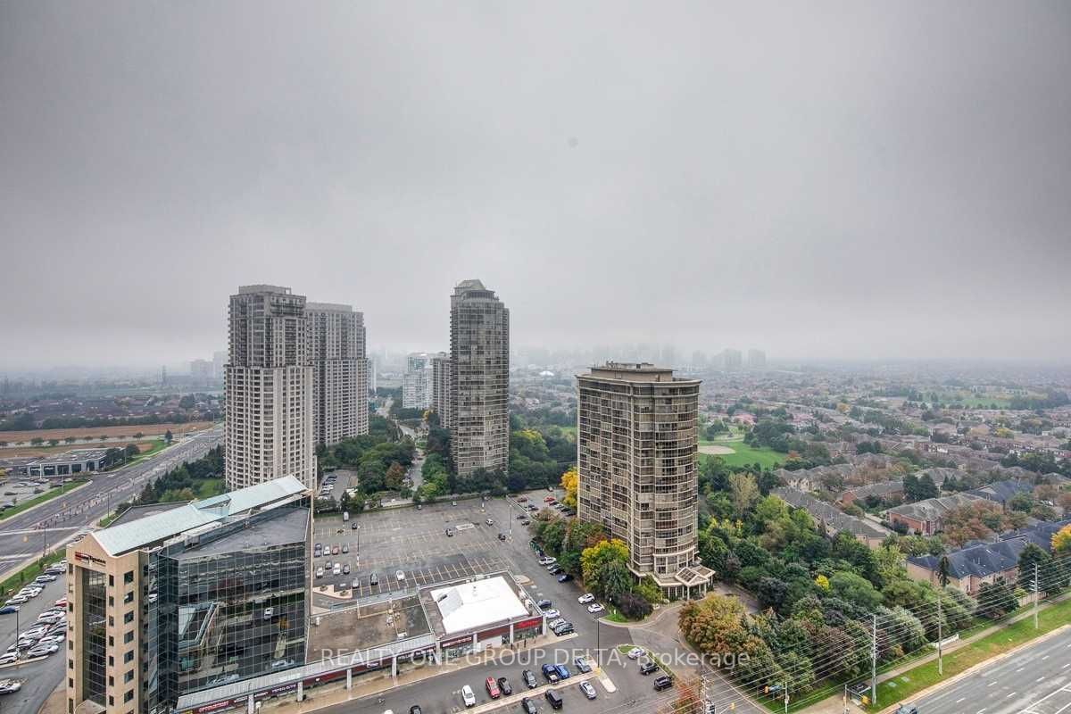 55 Eglinton Ave W, unit 2304 for rent