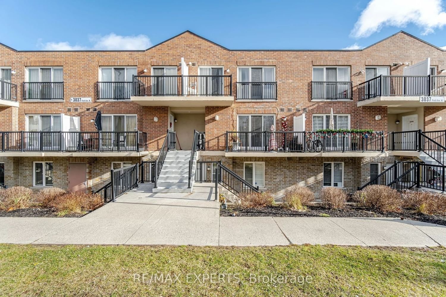 3037 Finch Ave W, unit 1036 for sale - image #1