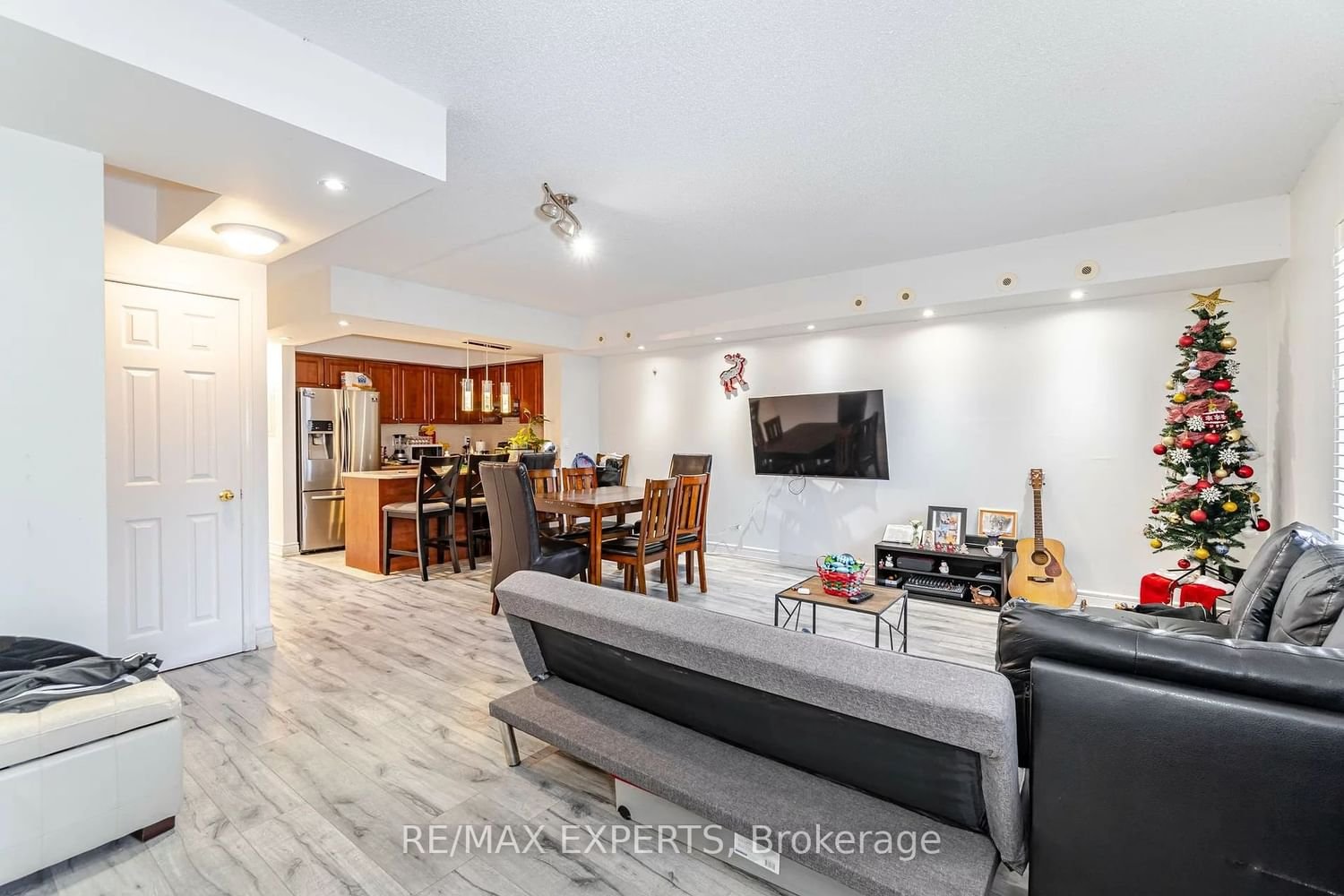 3037 Finch Ave W, unit 1036 for sale - image #5