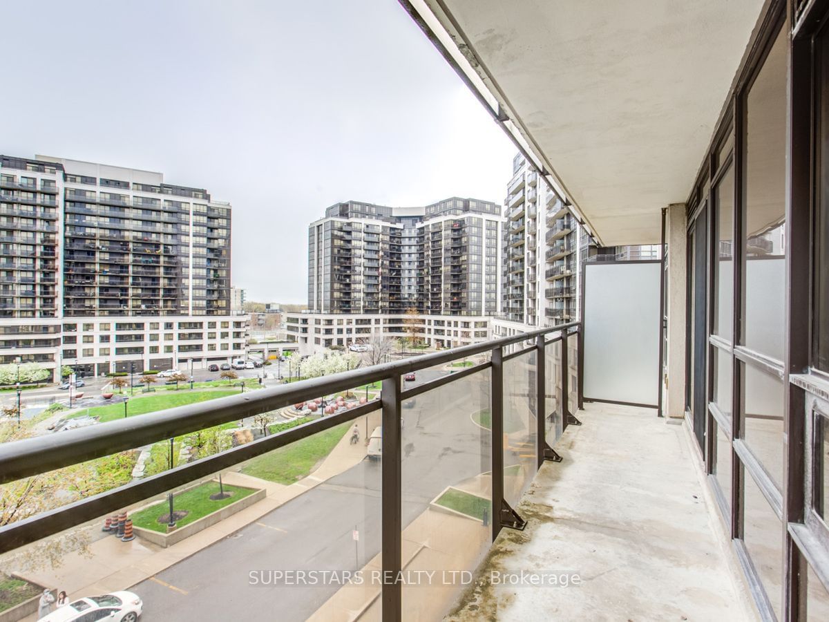 55 De Boers Dr, unit 502 for rent - image #4