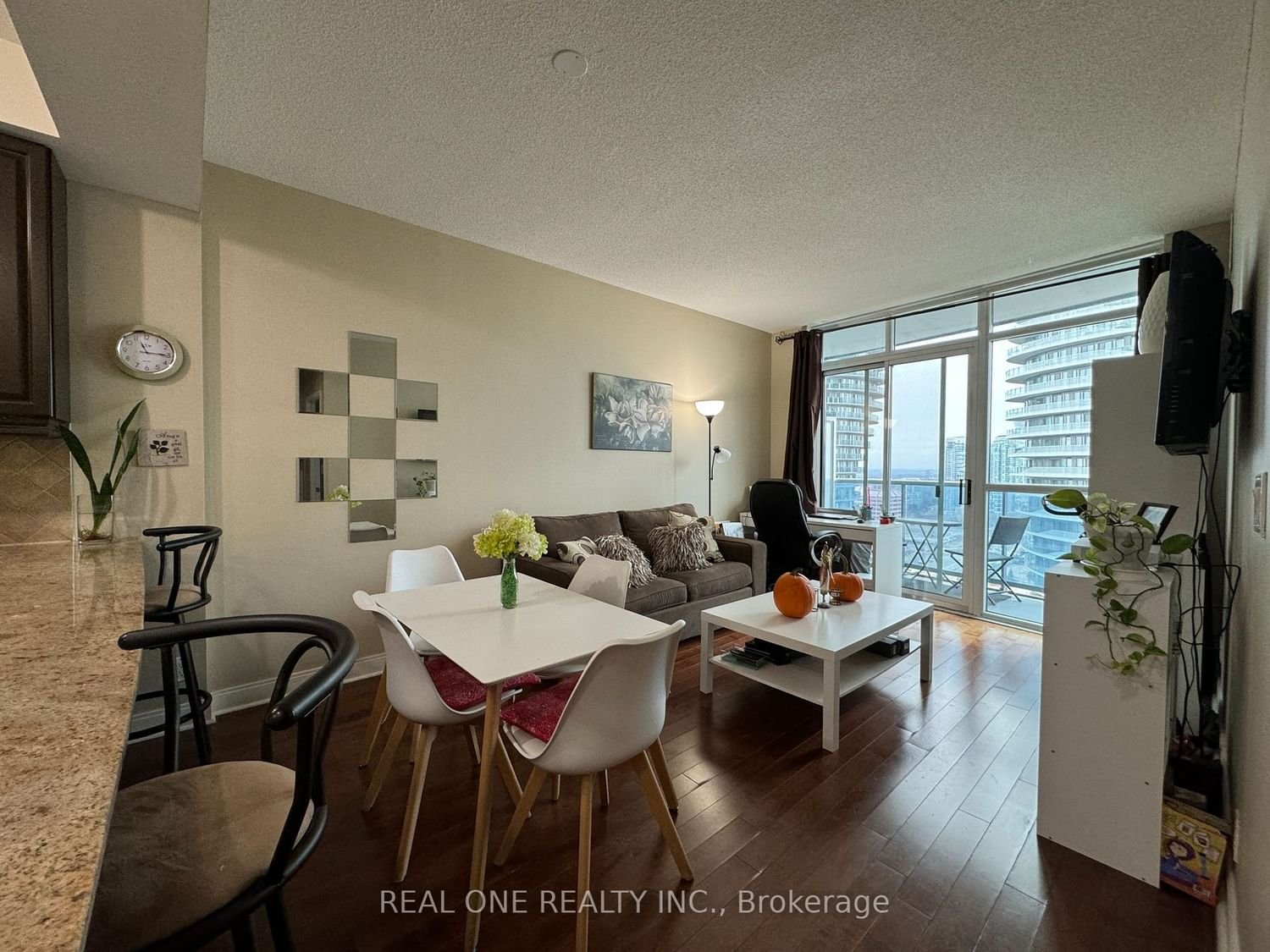 80 Absolute Ave, unit 2808 for rent - image #10