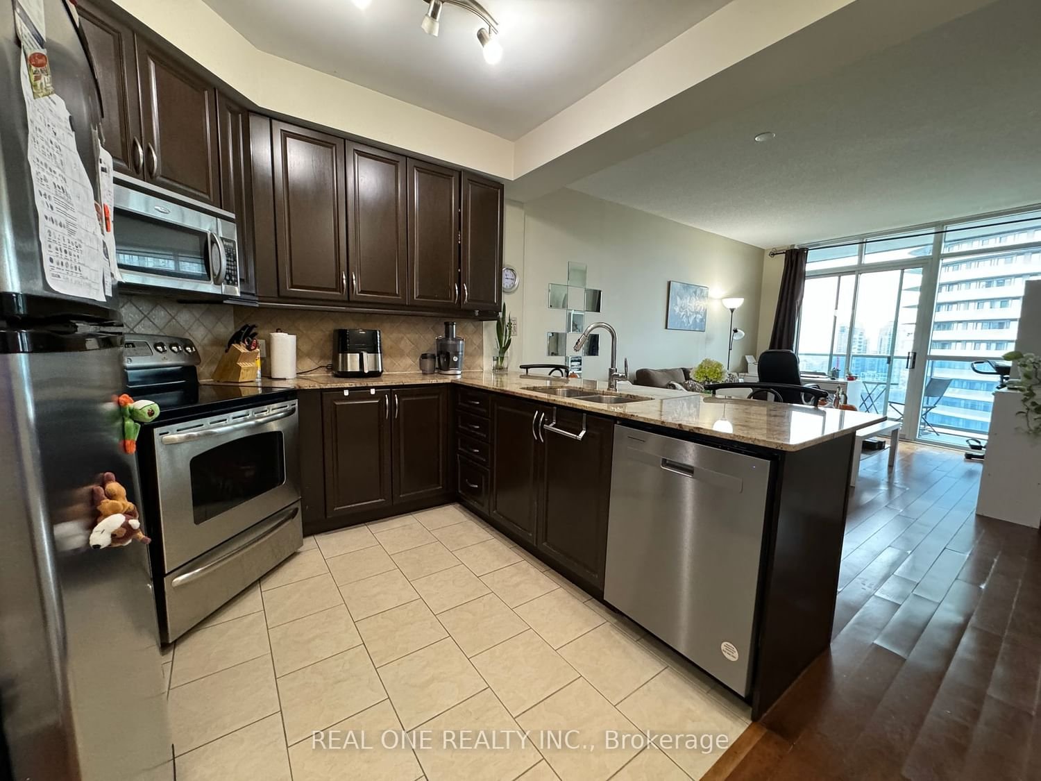 80 Absolute Ave, unit 2808 for rent - image #8