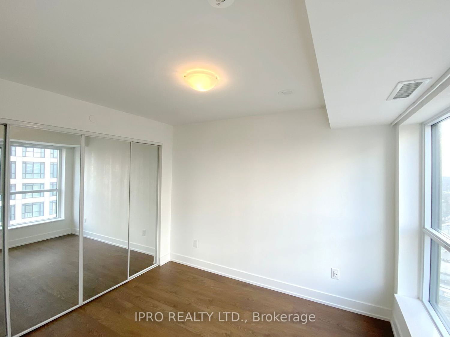 5 Mabelle Ave, unit 2131 for rent - image #24