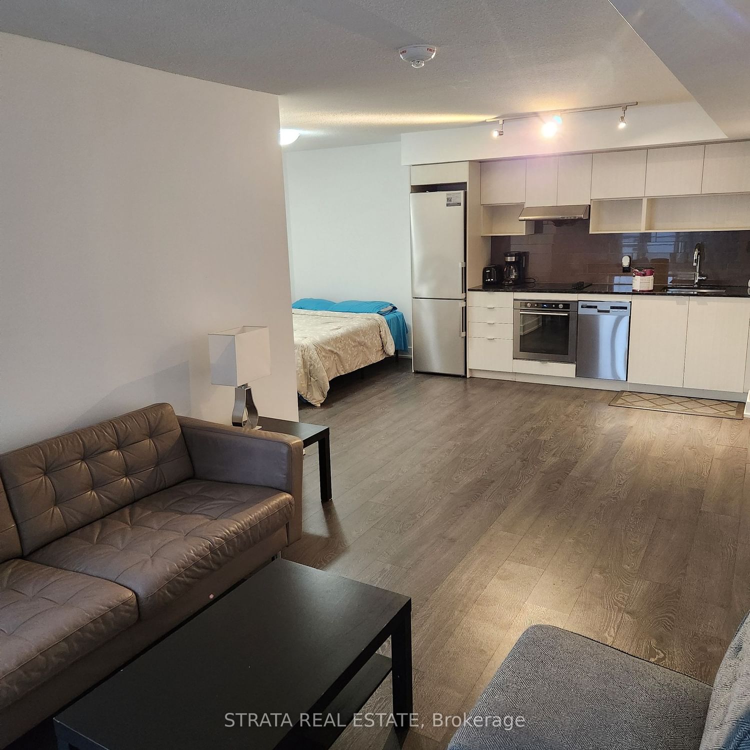 7 Mabelle Ave E, unit 1606 for rent - image #6