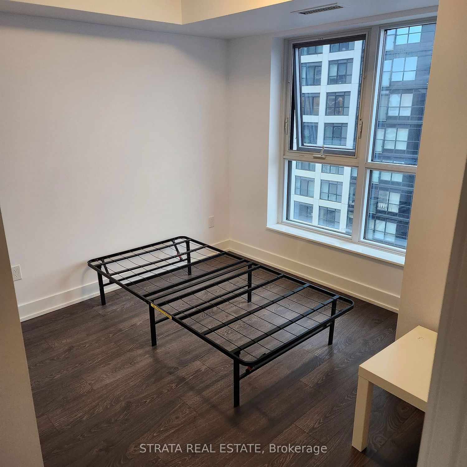 7 Mabelle Ave E, unit 1606 for rent - image #8