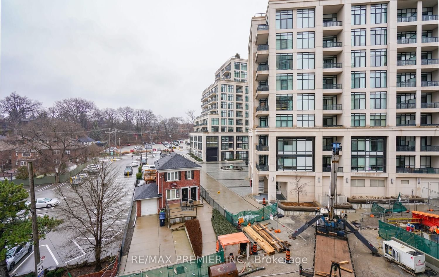 2 Old Mill Dr, unit 303 for sale - image #18