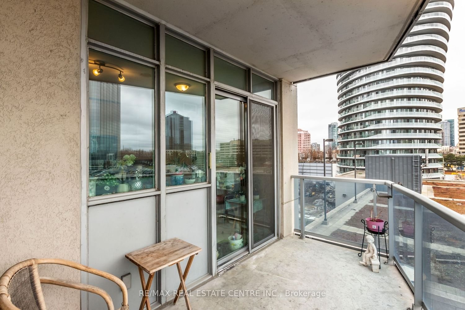 80 Absolute Ave, unit 509 for sale - image #25