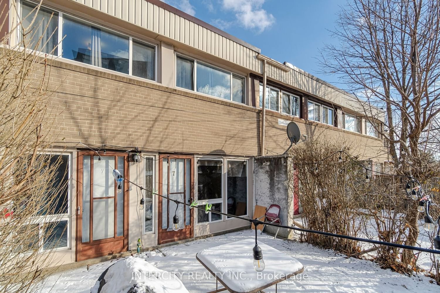 61 Driftwood Ave, unit 7 for sale - image #26