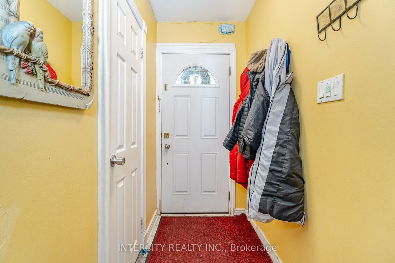 61 Driftwood Ave, unit 7 for sale - image #3