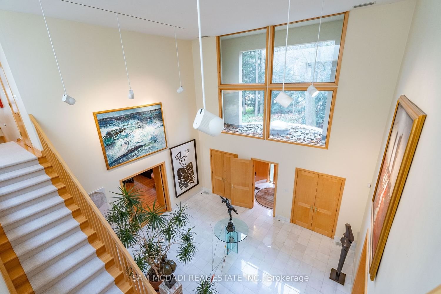 937 Whittier Cres for sale  - image #6