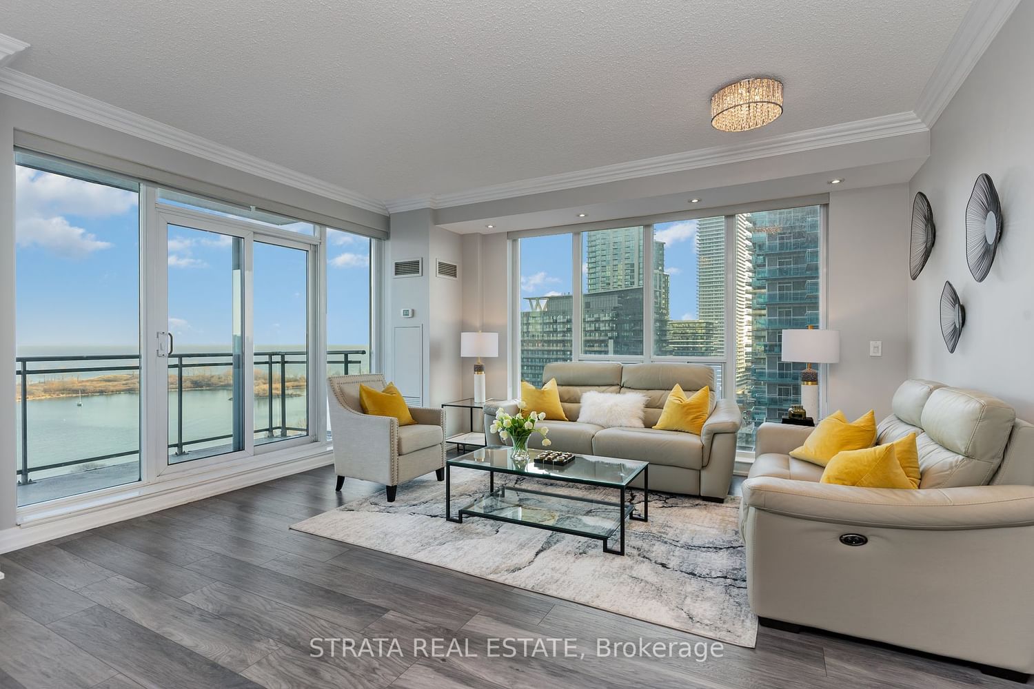 2121 Lake Shore Blvd W | Voyager I at Waterview Condos | 2 Beds + 1 | 2  Baths | Unit #1707