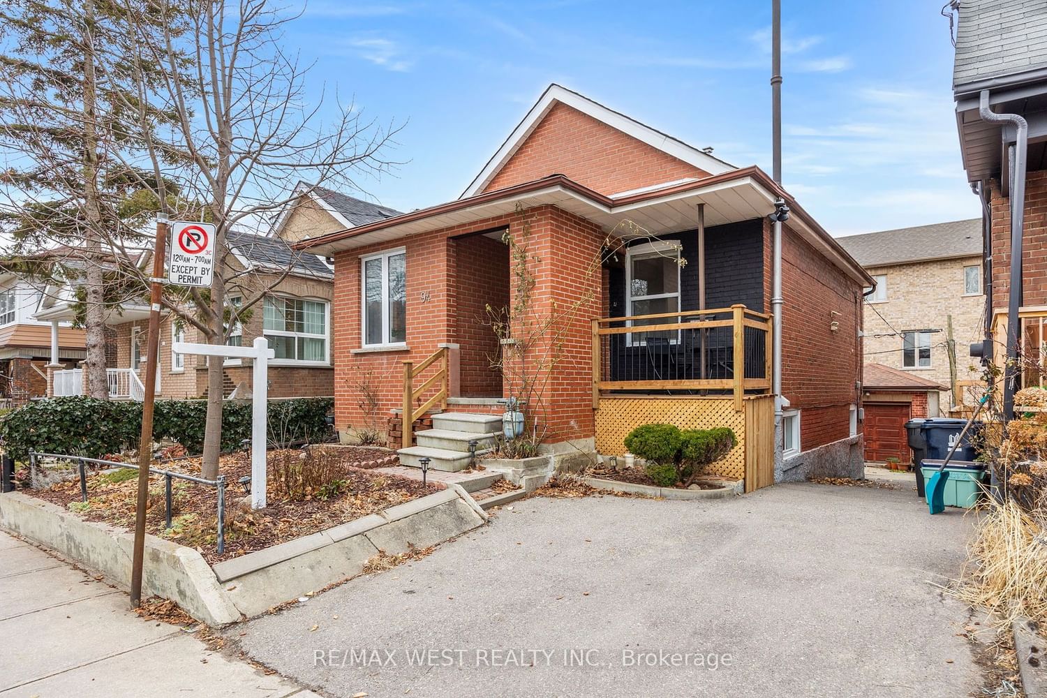 94 Rowntree Ave for sale  - image #1