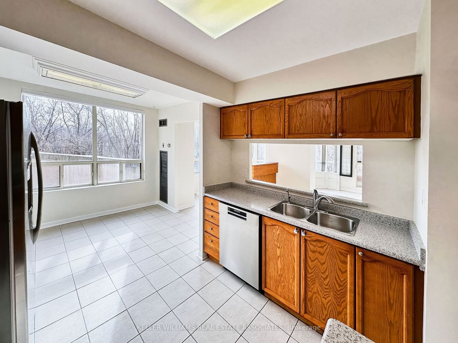 3 Hickory Tree Rd, unit 103N for sale - image #8