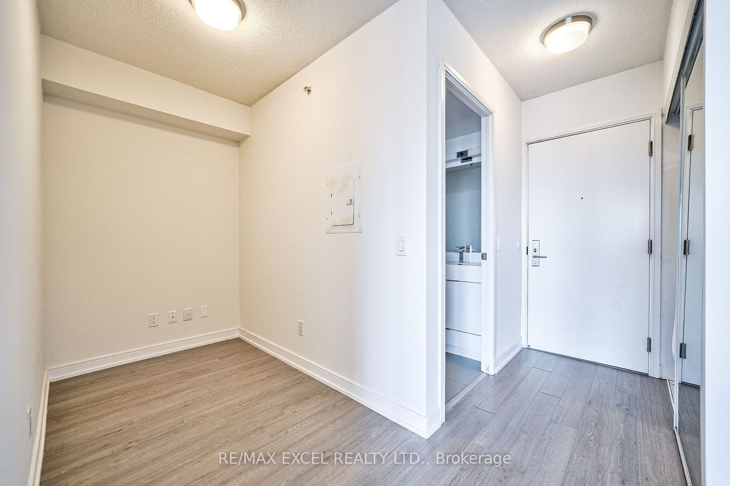 20 Thomas Riley Rd, unit 2303 for rent - image #8