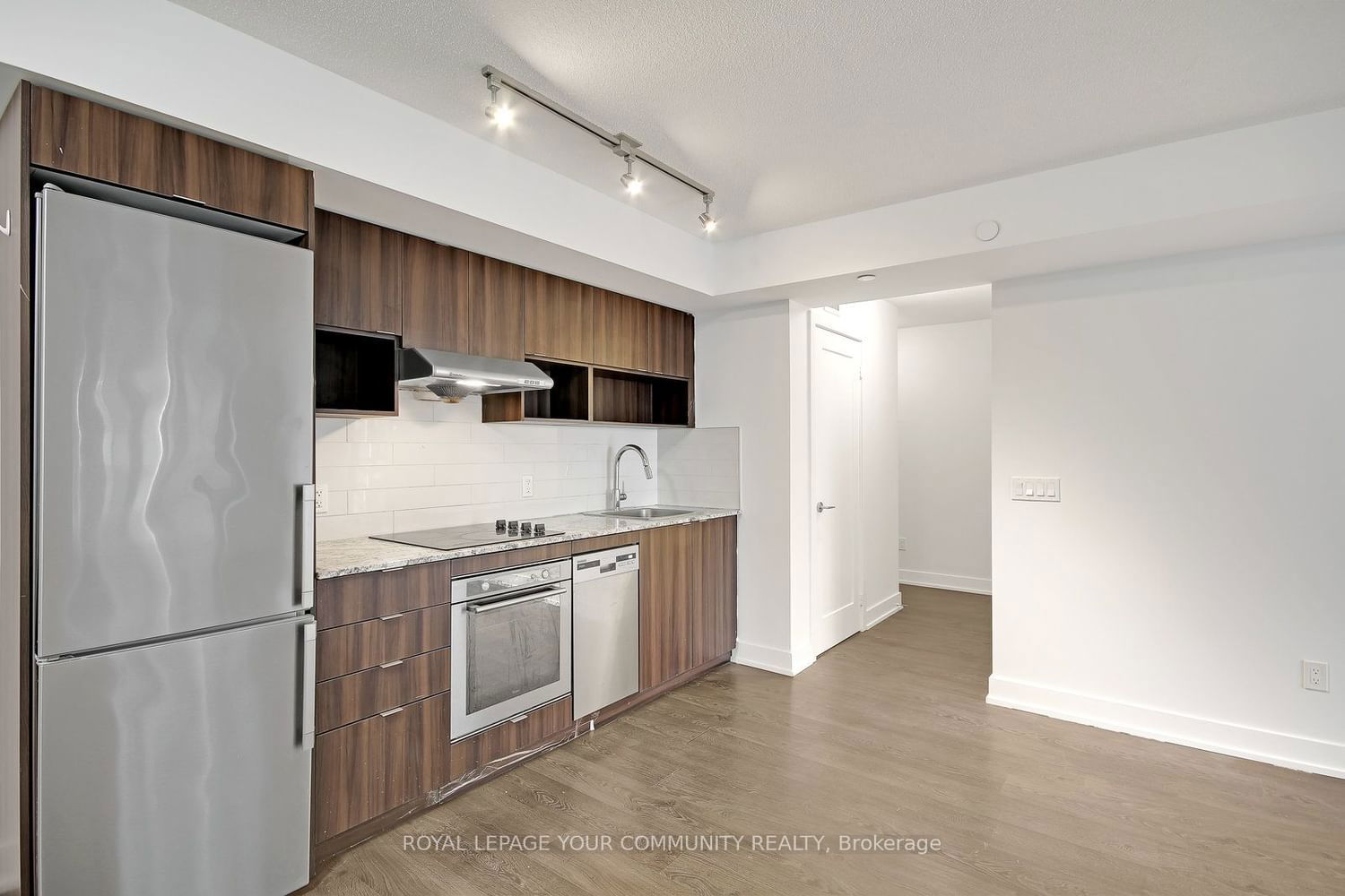 7 Mabelle Ave E, unit 1306 for rent - image #15