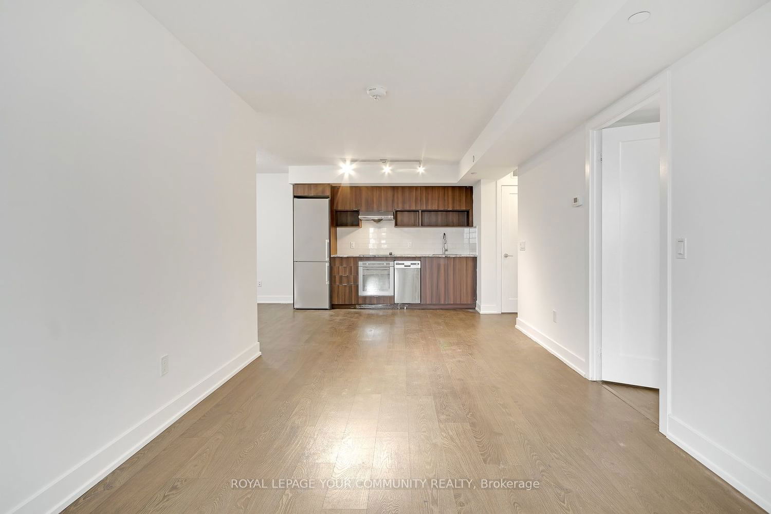 7 Mabelle Ave E, unit 1306 for rent - image #24