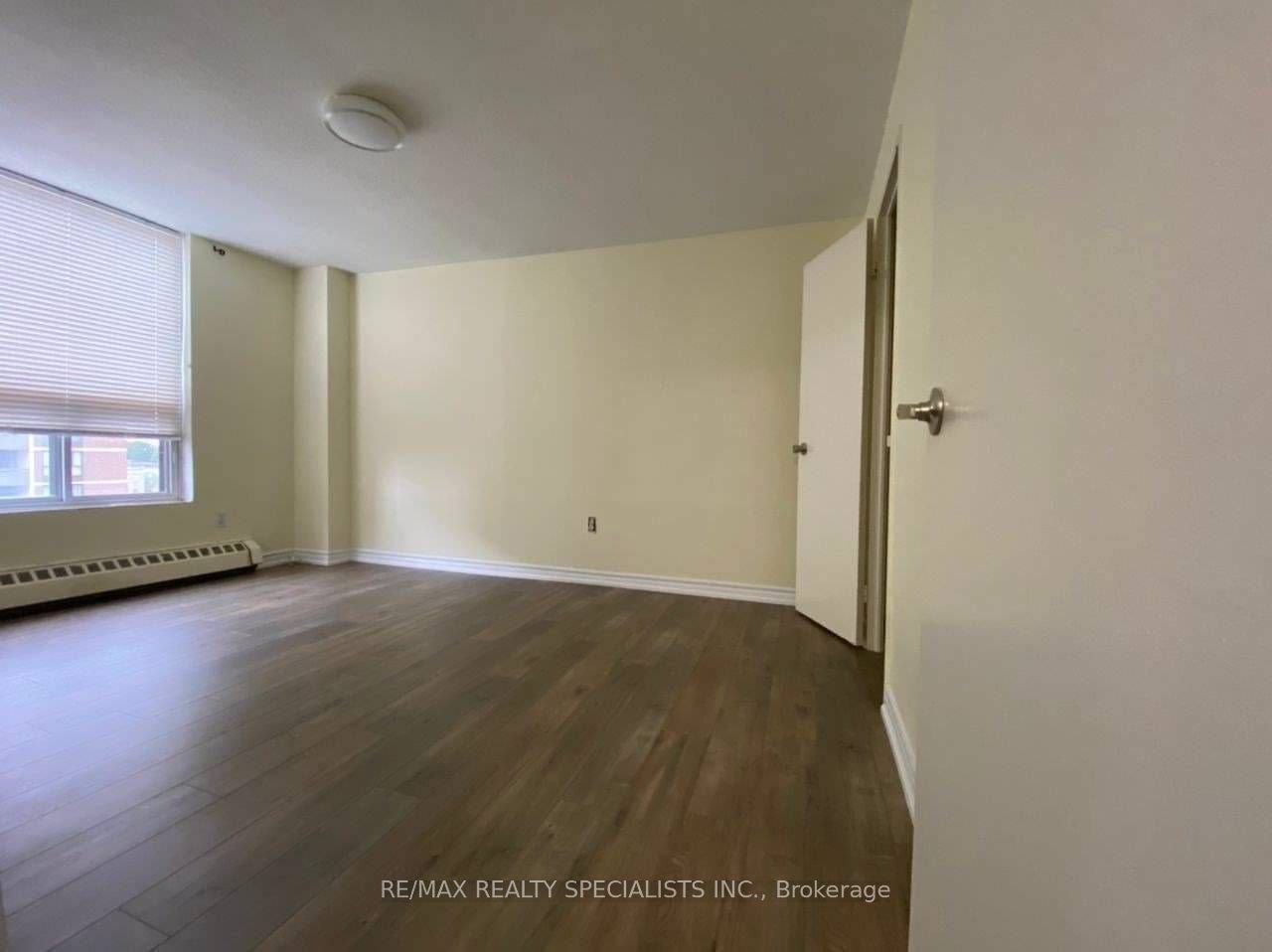 3120 Kirwin Ave, unit 1003 for sale - image #6