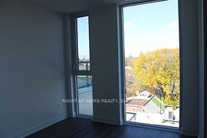 57 Brock Ave, unit 604 for rent - image #13