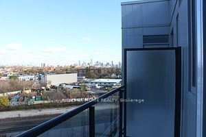 57 Brock Ave, unit 604 for rent - image #9