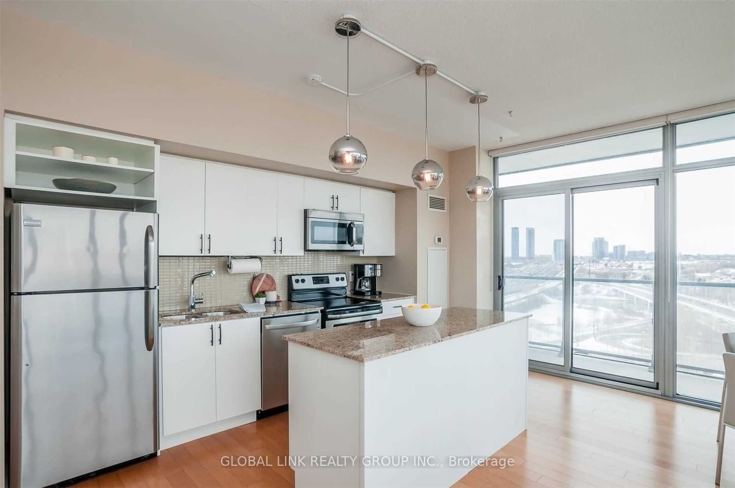 105 The Queensway Ave, unit 1110 for rent - image #5