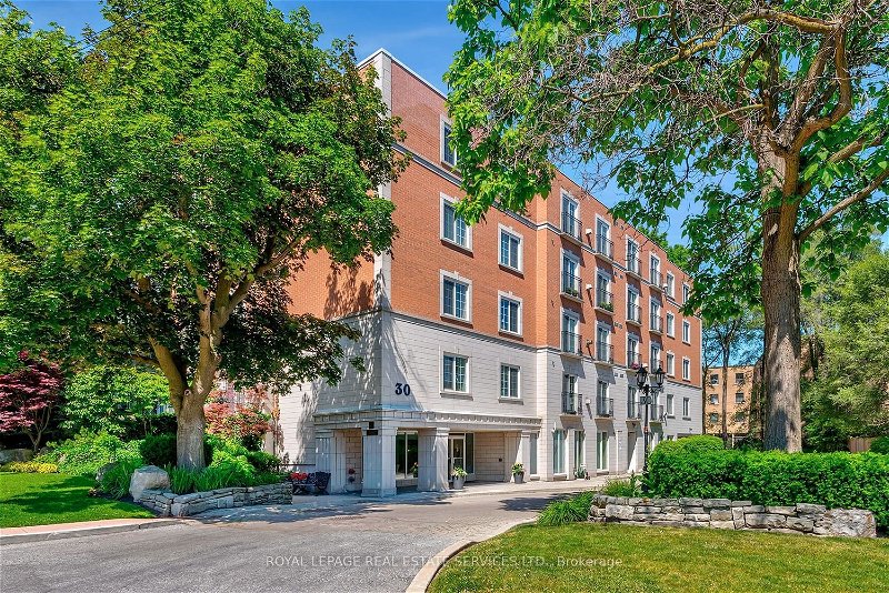 30 Anglesey Blvd, unit 402 for sale - image #1