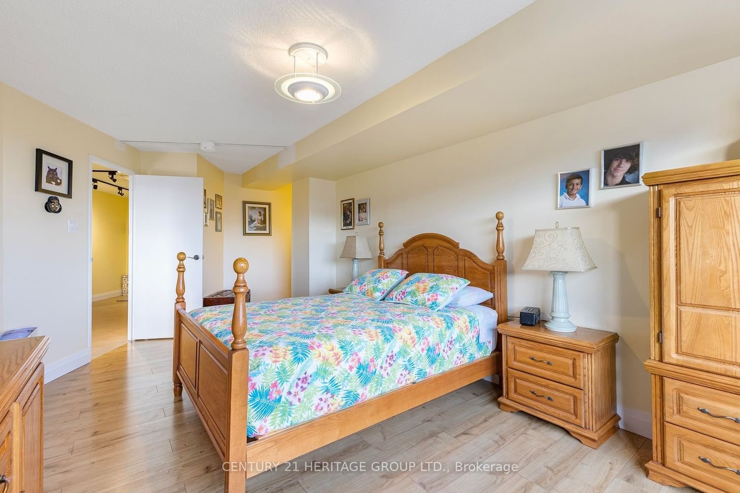 475 The West Mall, unit 1519 for sale - image #20