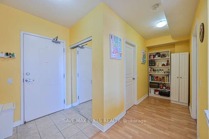 1415 Lawrence Ave W, unit 519 for sale - image #10