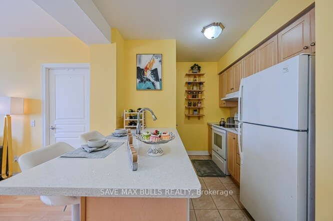 1415 Lawrence Ave W, unit 519 for sale - image #12