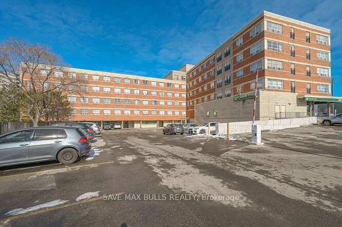 1415 Lawrence Ave W, unit 519 for sale - image #6