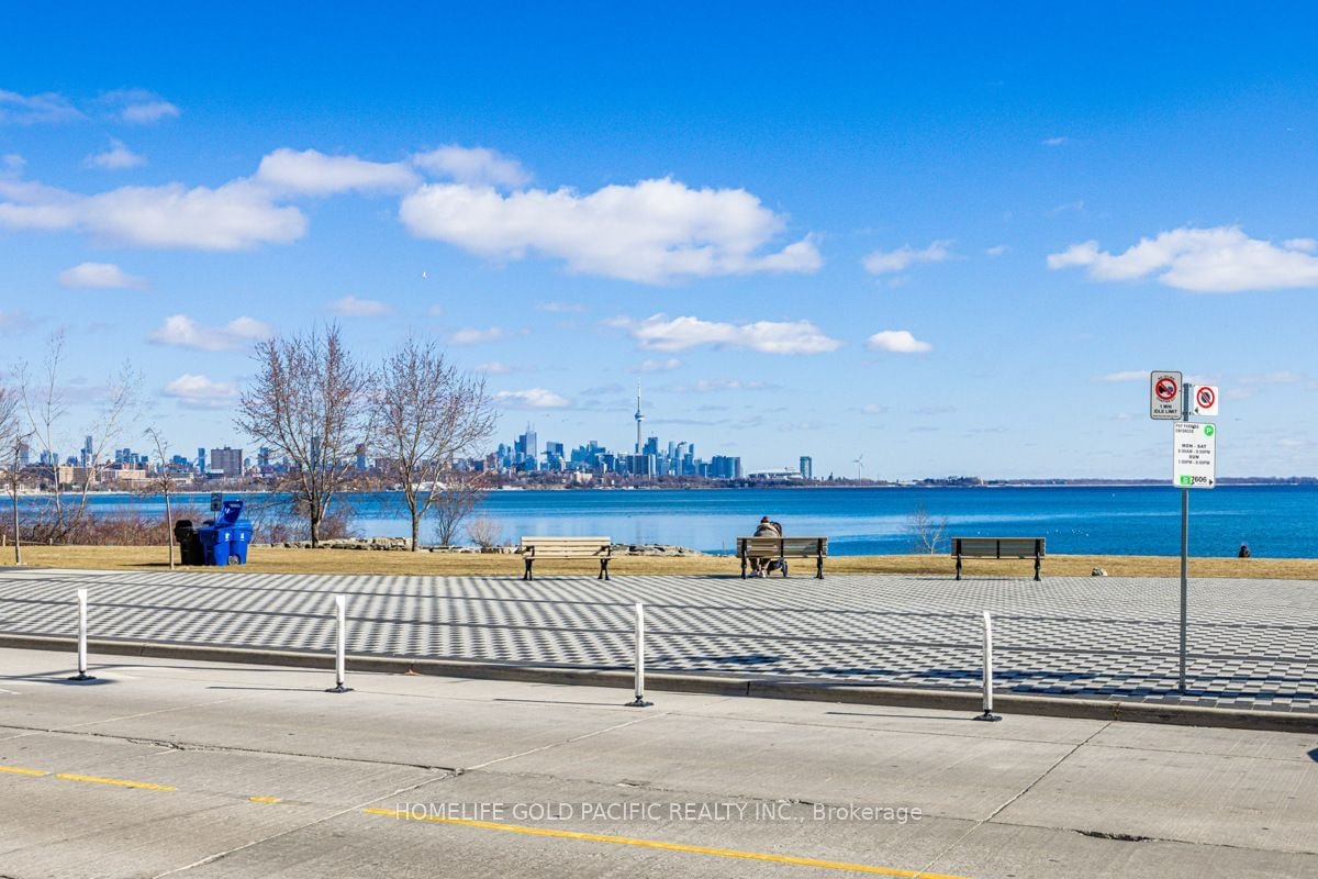 16 Brookers Lane, unit 3408 for sale - image #2