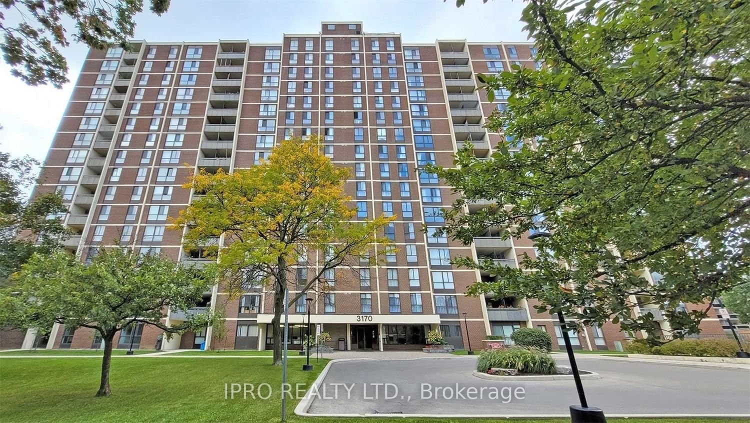 3170 Kirwin Ave, unit 102 for sale - image #28