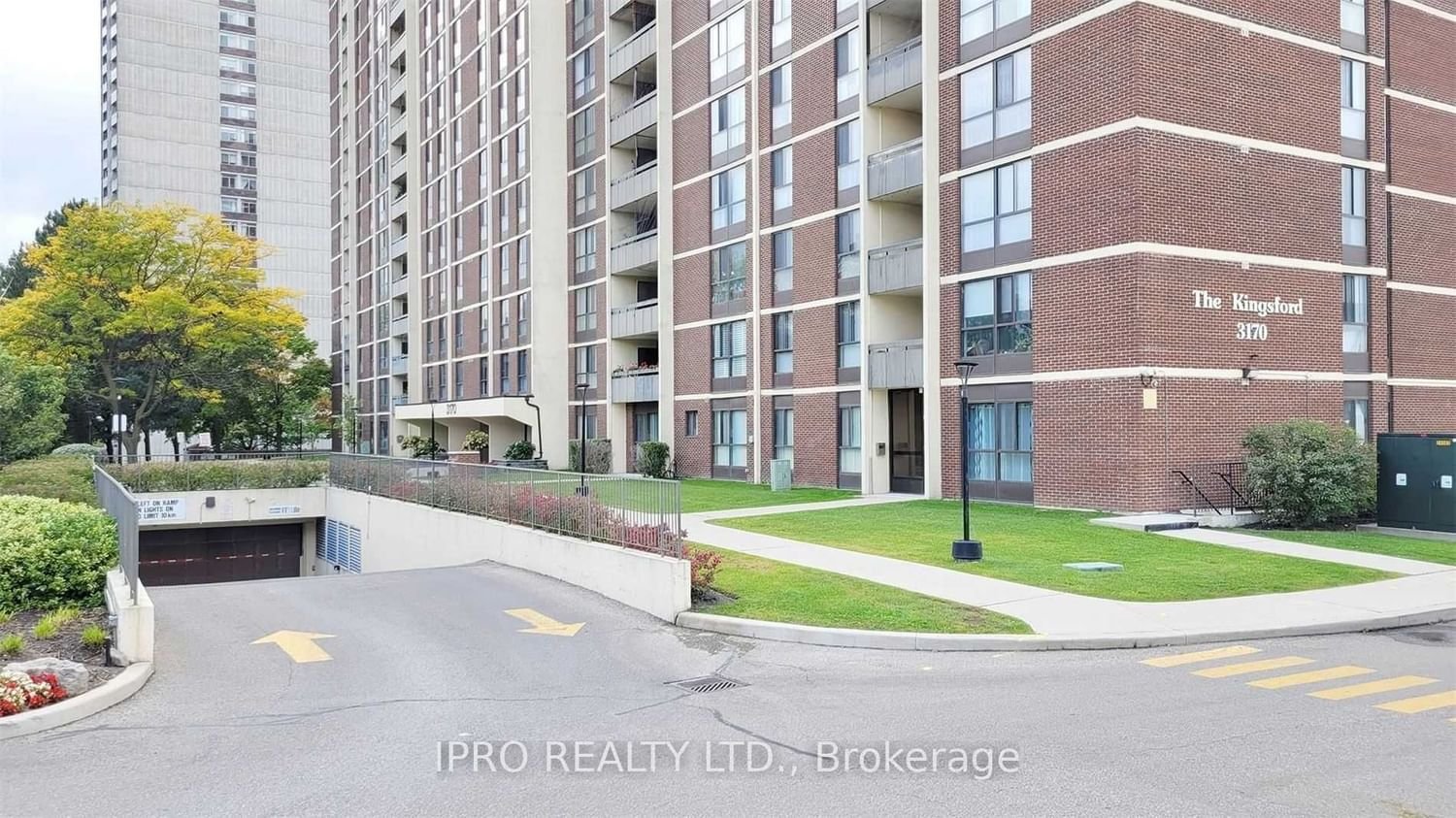 3170 Kirwin Ave, unit 102 for sale - image #30