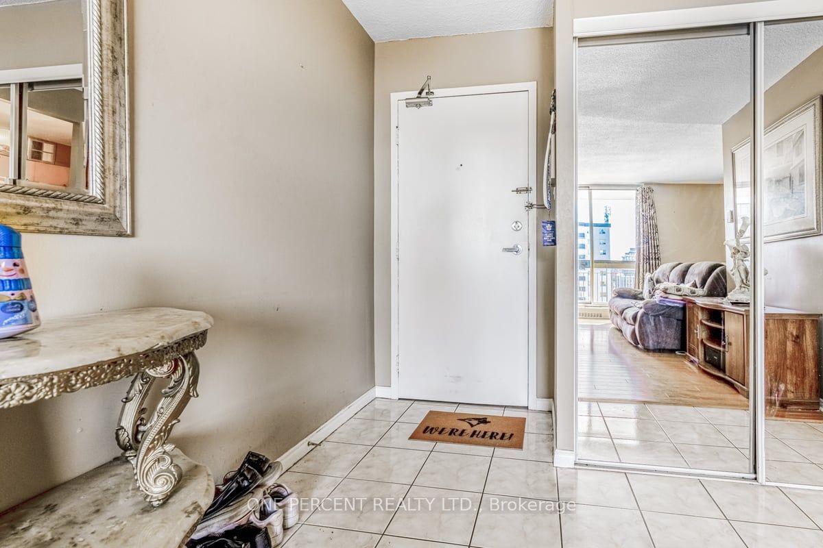 1100 Caven St, unit #1110 for sale - image #4