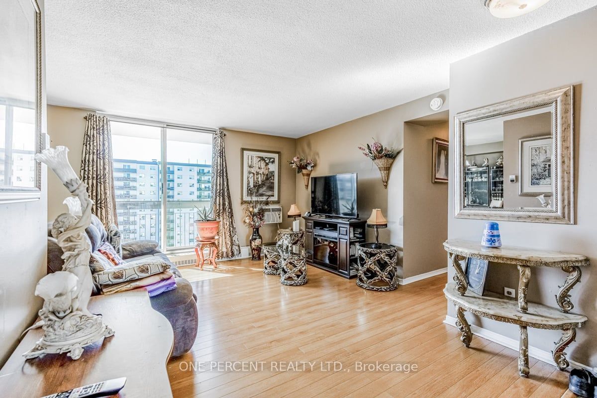 1100 Caven St, unit #1110 for sale