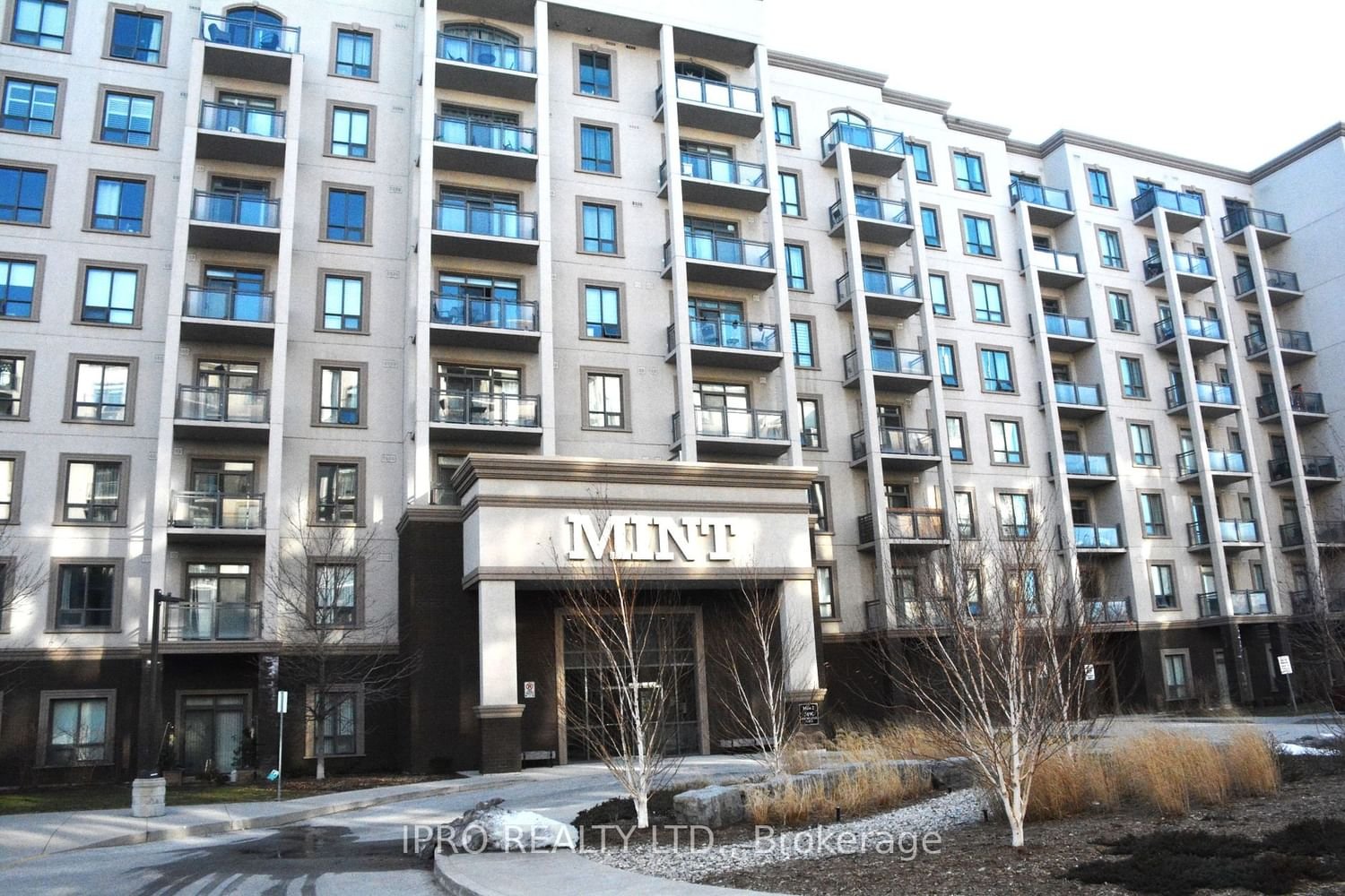 2490 Old Bronte Rd, unit 216 for rent - image #2