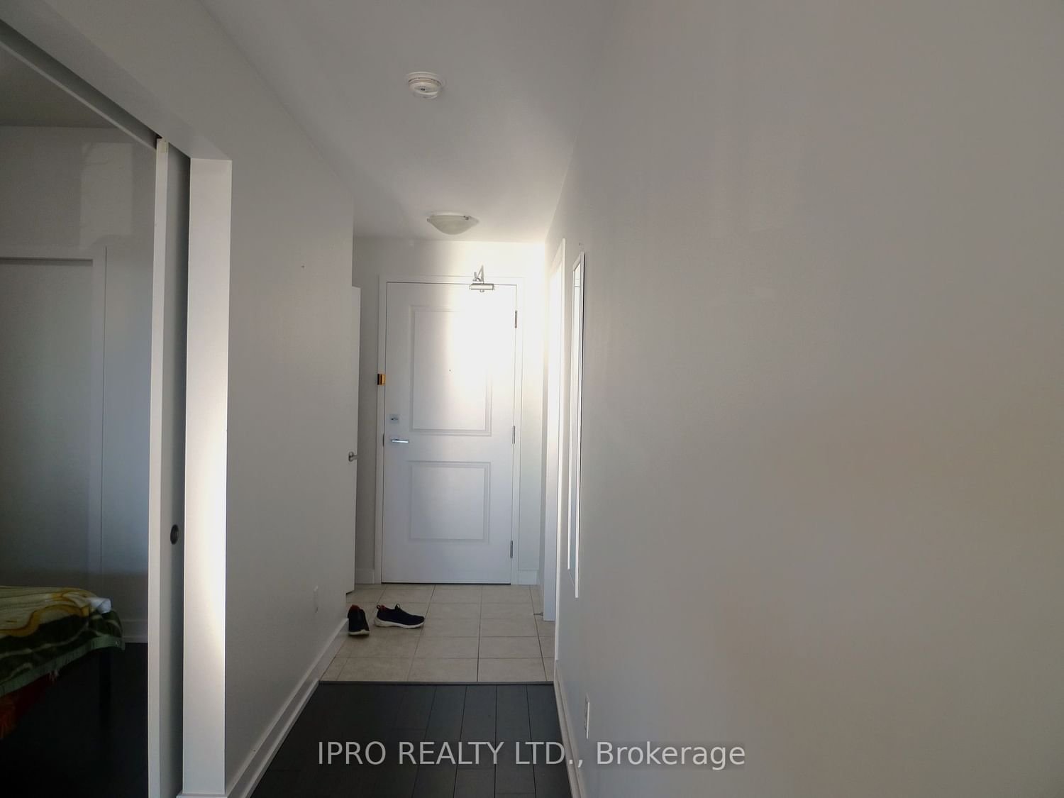 2490 Old Bronte Rd, unit 216 for rent - image #23