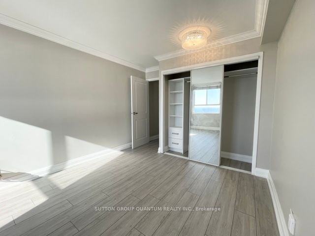 5280 Lakeshore Rd, unit 508 for rent - image #16