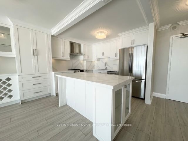 5280 Lakeshore Rd, unit 508 for rent - image #8