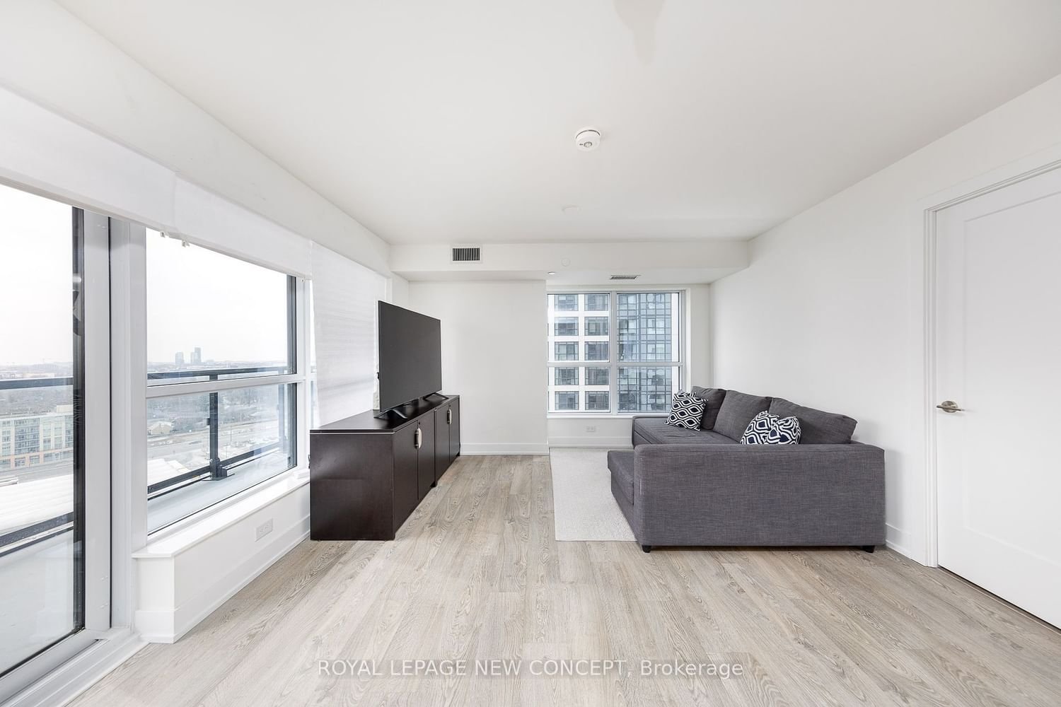 5 Mabelle Ave, unit 1529 for sale - image #10