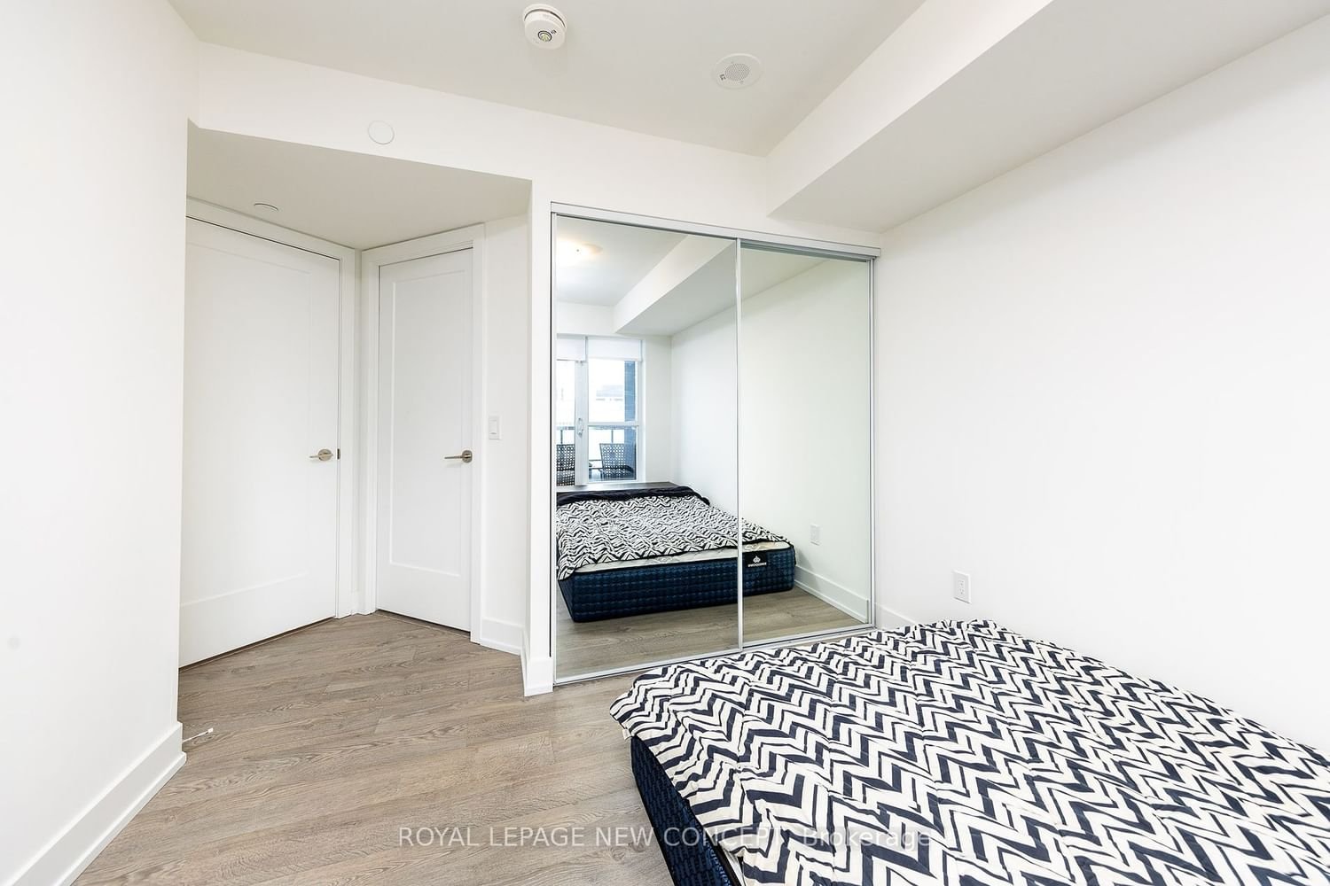 5 Mabelle Ave, unit 1529 for sale - image #13
