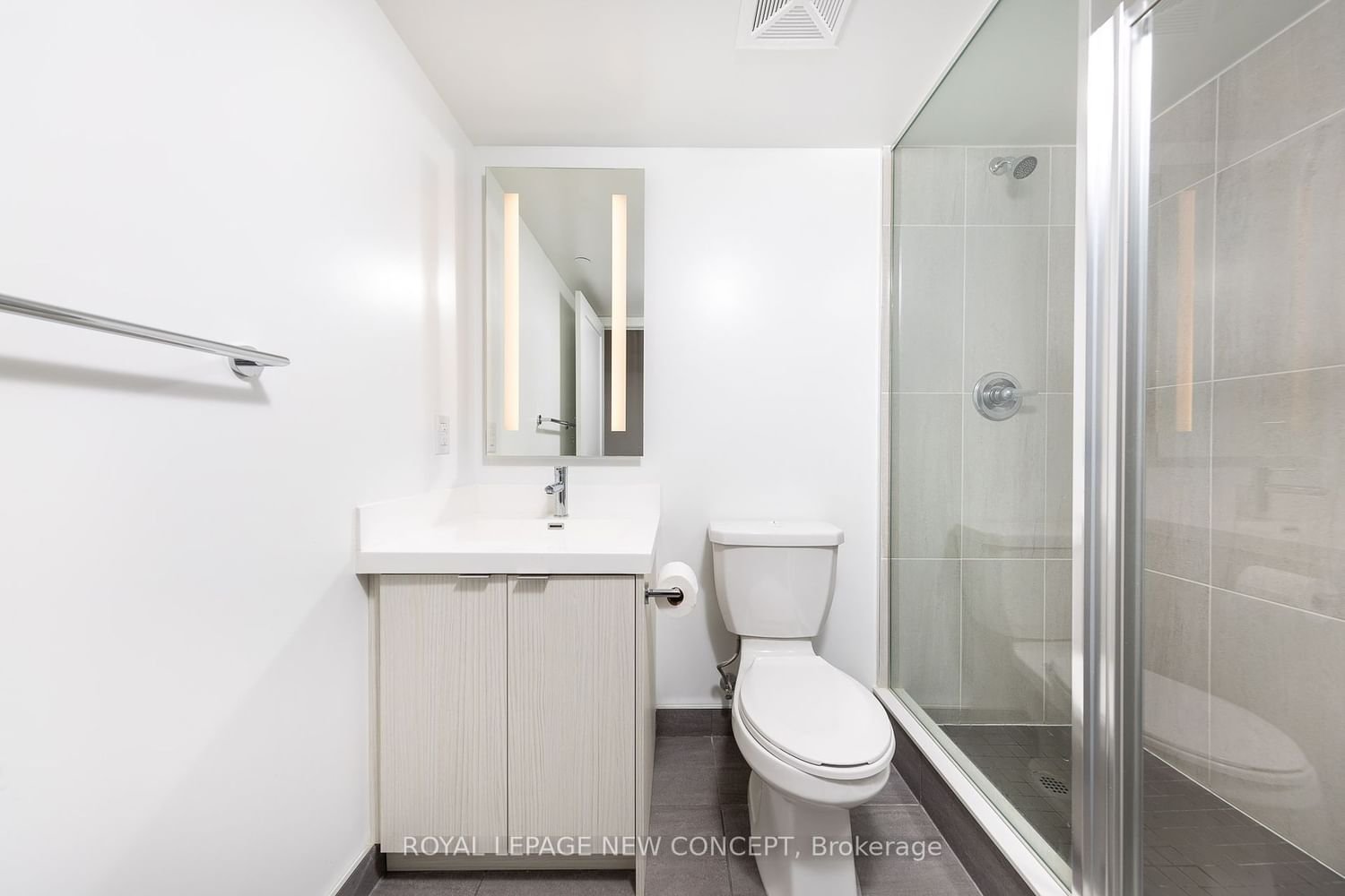 5 Mabelle Ave, unit 1529 for sale - image #4