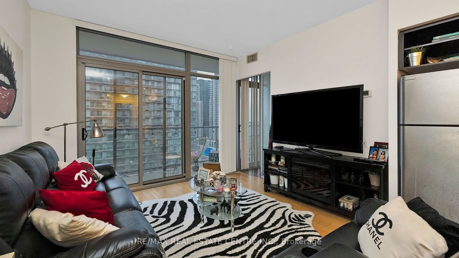 105 The Queensway Ave, unit 1815 for sale - image #17