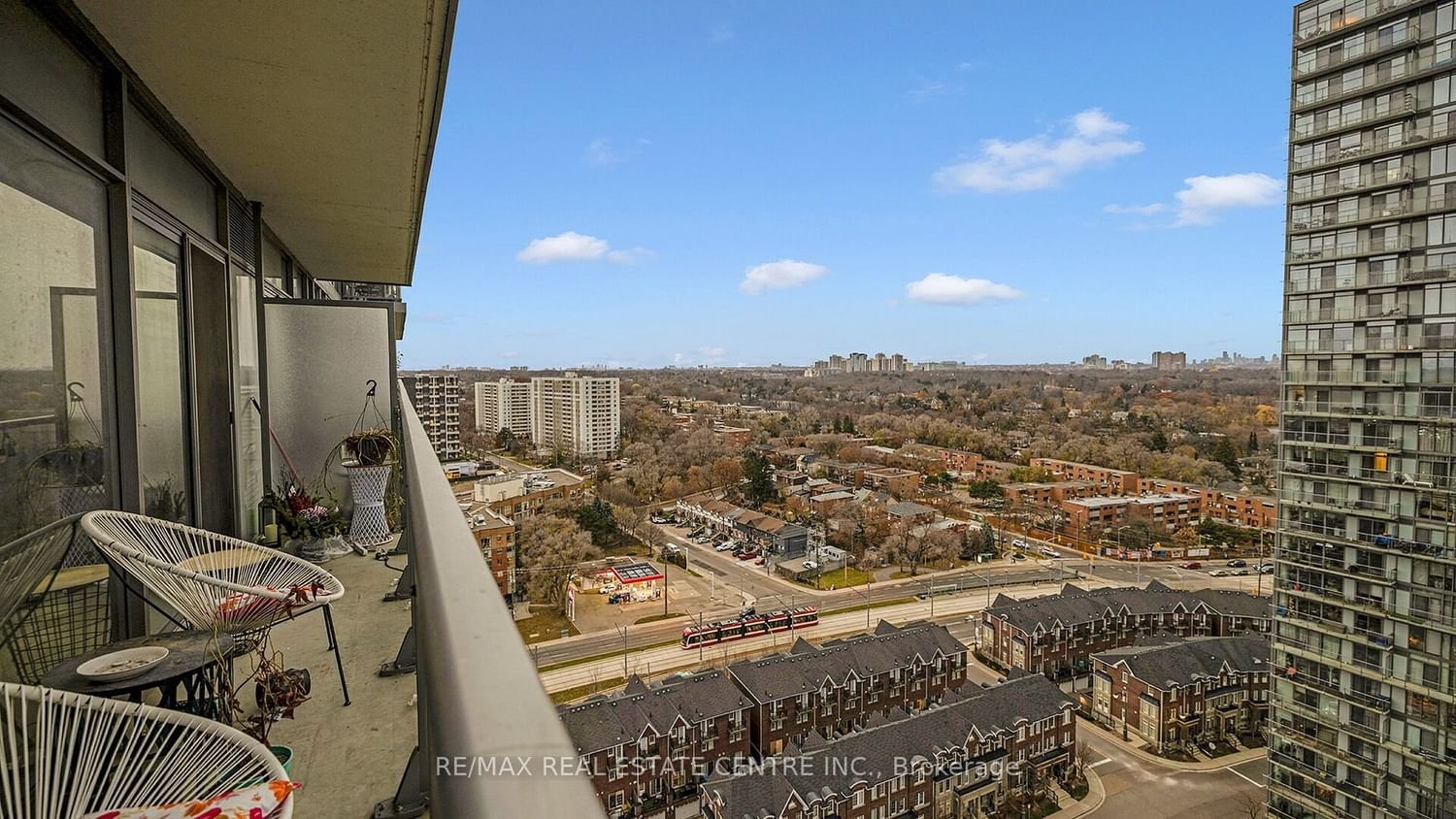 105 The Queensway Ave, unit 1815 for sale - image #35