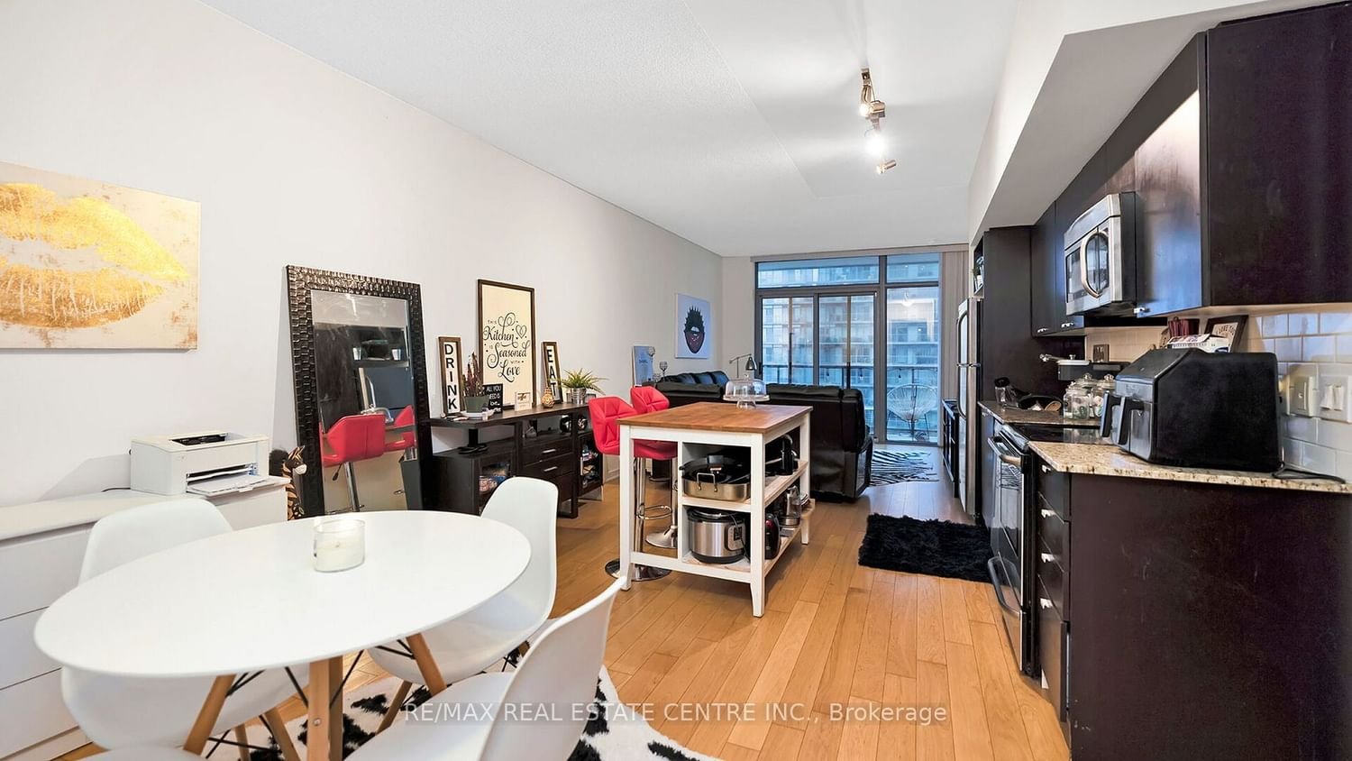 105 The Queensway Ave, unit 1815 for sale - image #7