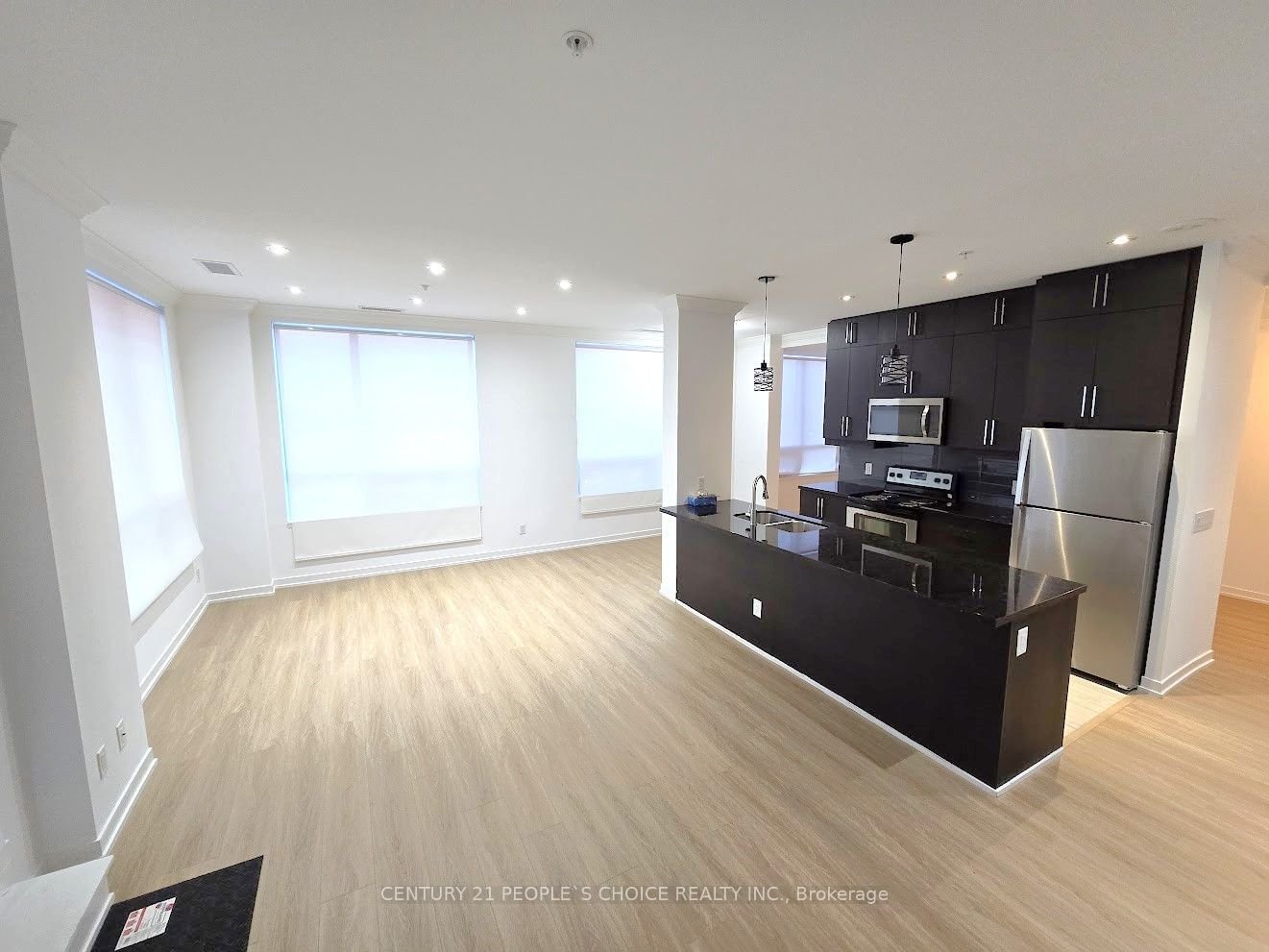 840 Queens Plate Dr, unit 1709 for rent - image #17