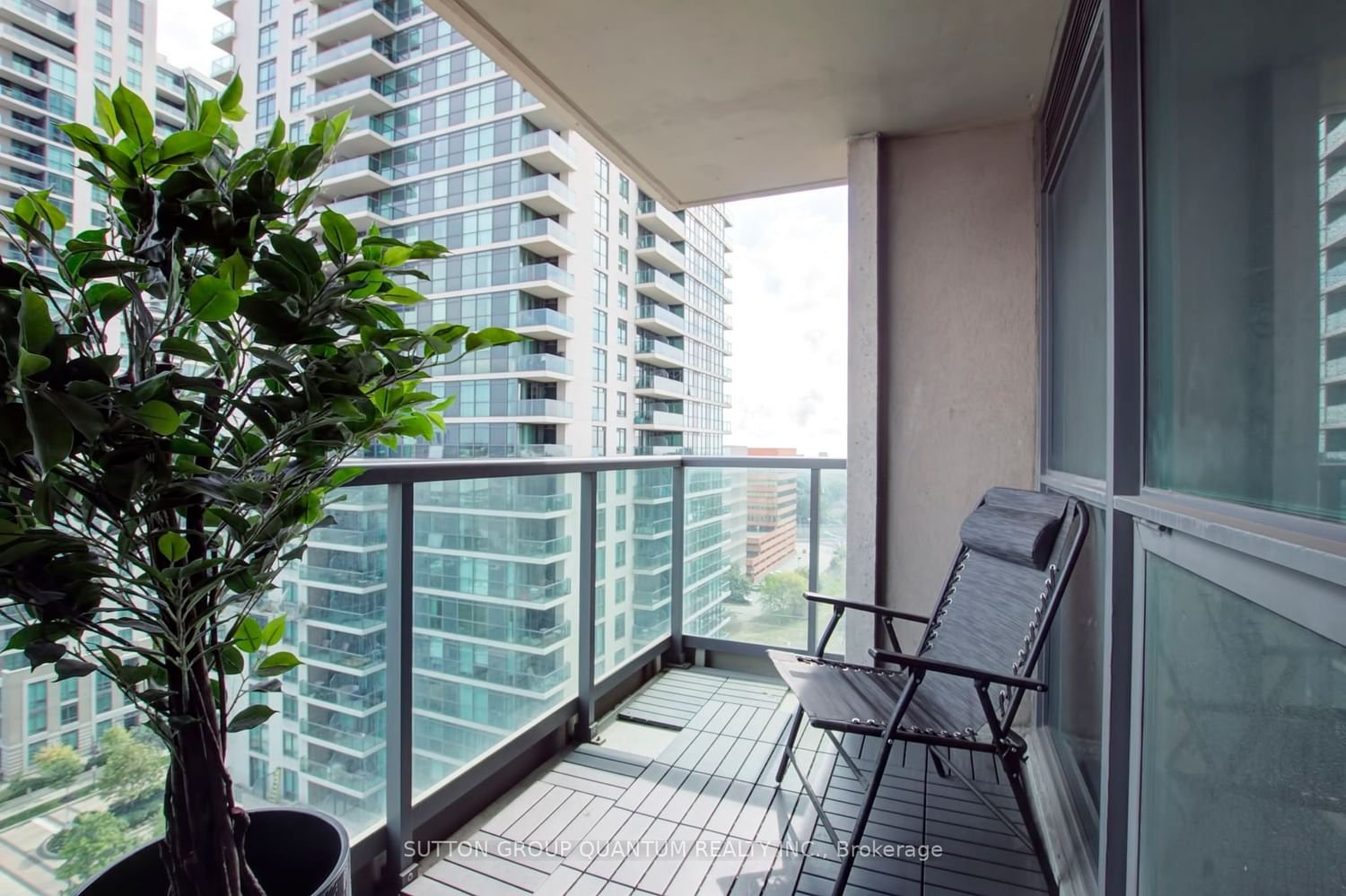 235 Sherway Gardens Rd, unit 1401 for sale - image #5