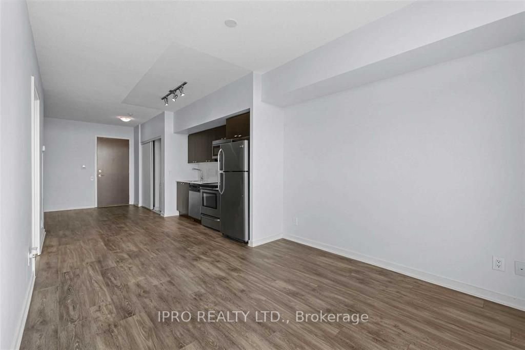 105 The Queensway Ave, unit 2004 for rent - image #8